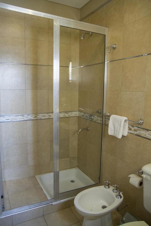 Hotel Confianza กอร์เรียนเตส ห้อง รูปภาพ