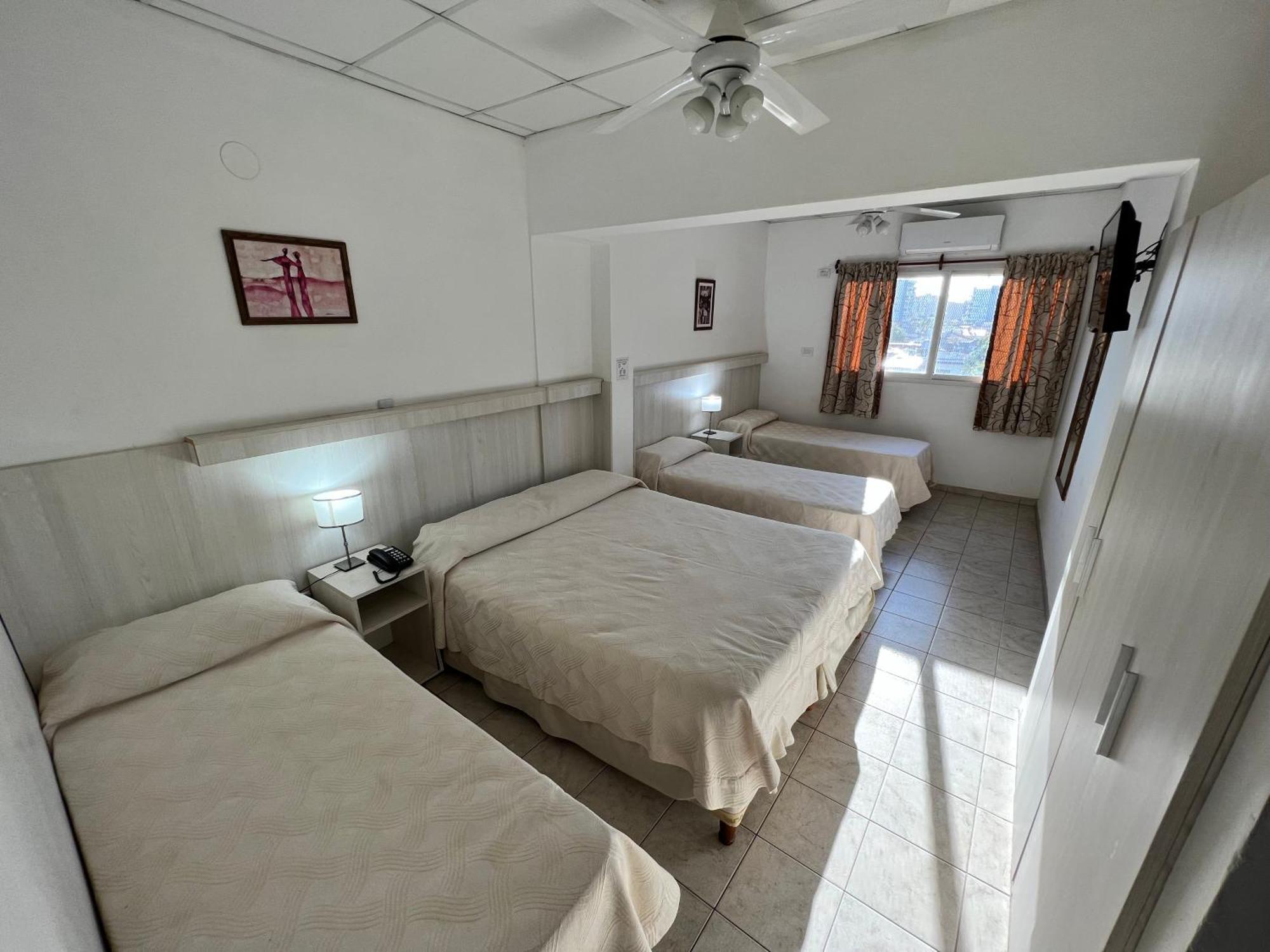 Hotel Confianza กอร์เรียนเตส ภายนอก รูปภาพ