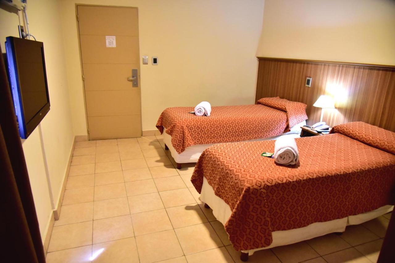 Hotel Confianza กอร์เรียนเตส ภายนอก รูปภาพ